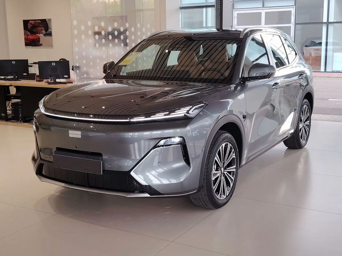 Geely Galaxy Starship 7 — фото 1