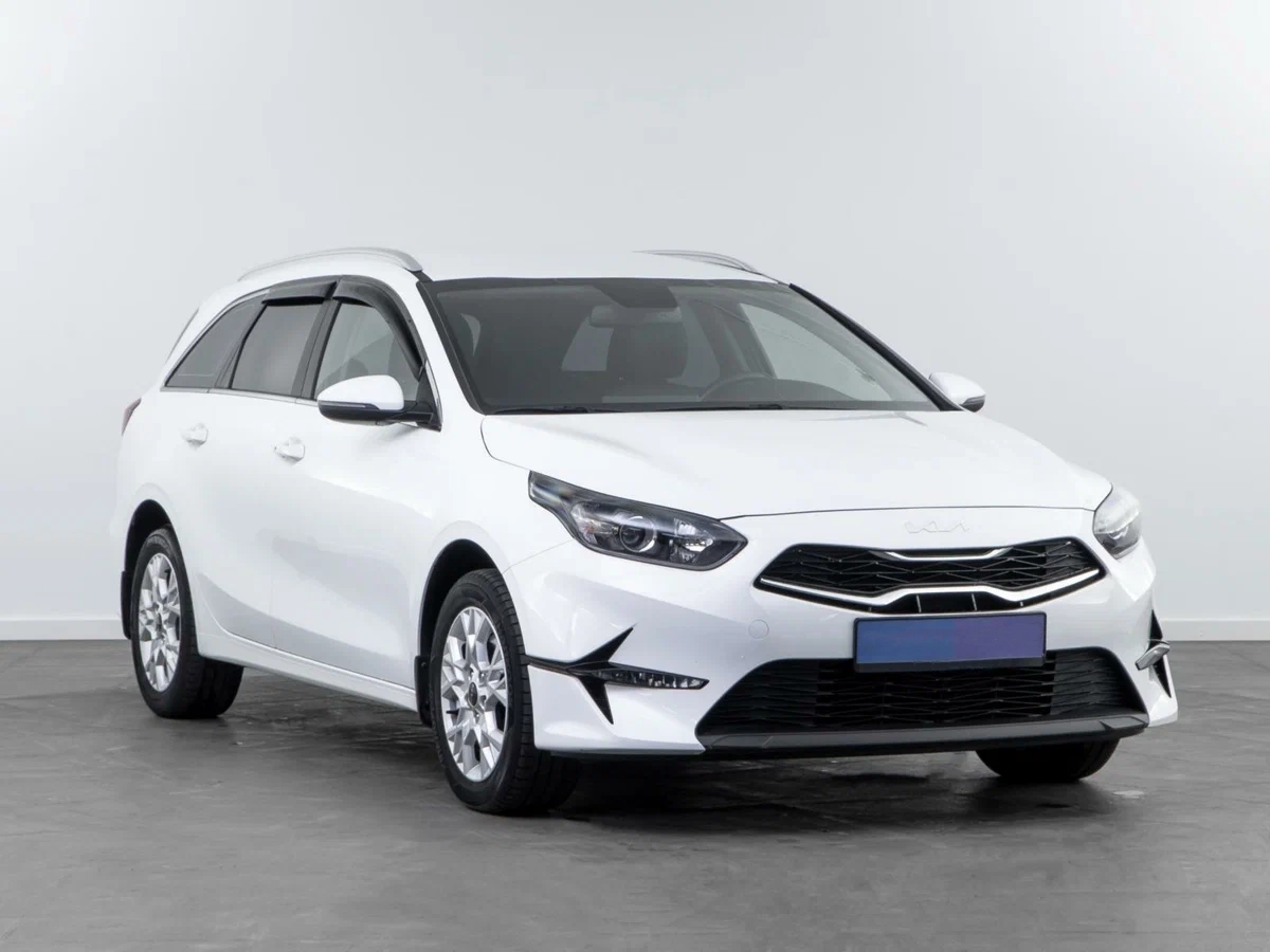 Kia Ceed SW — фото 1