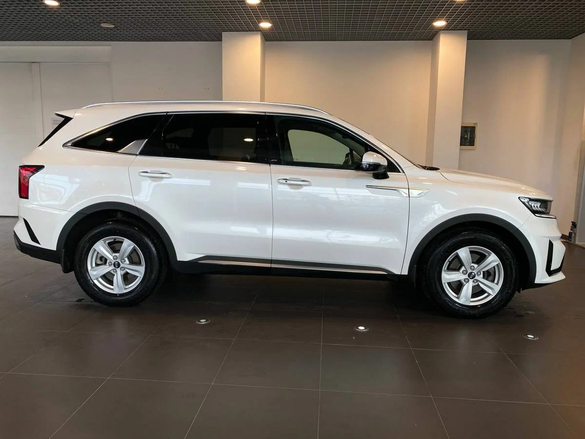 Kia Sorento — фото 4