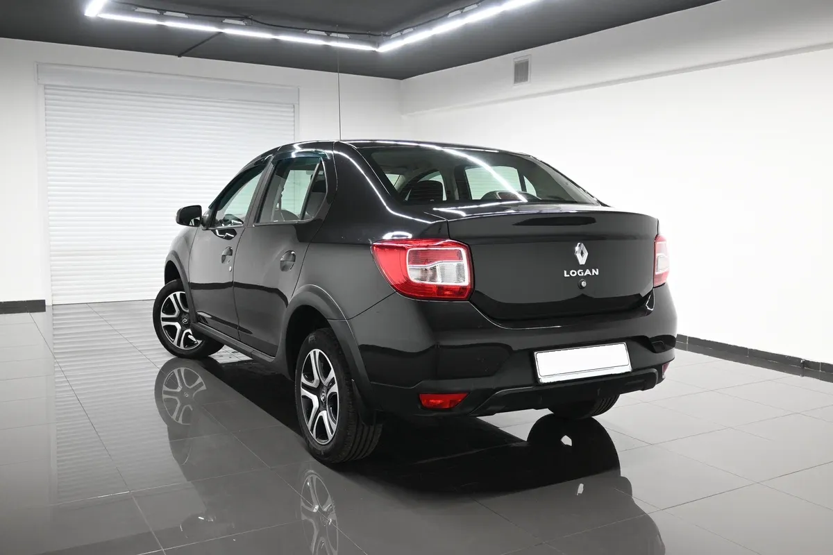 Renault Logan Stepway — фото 3
