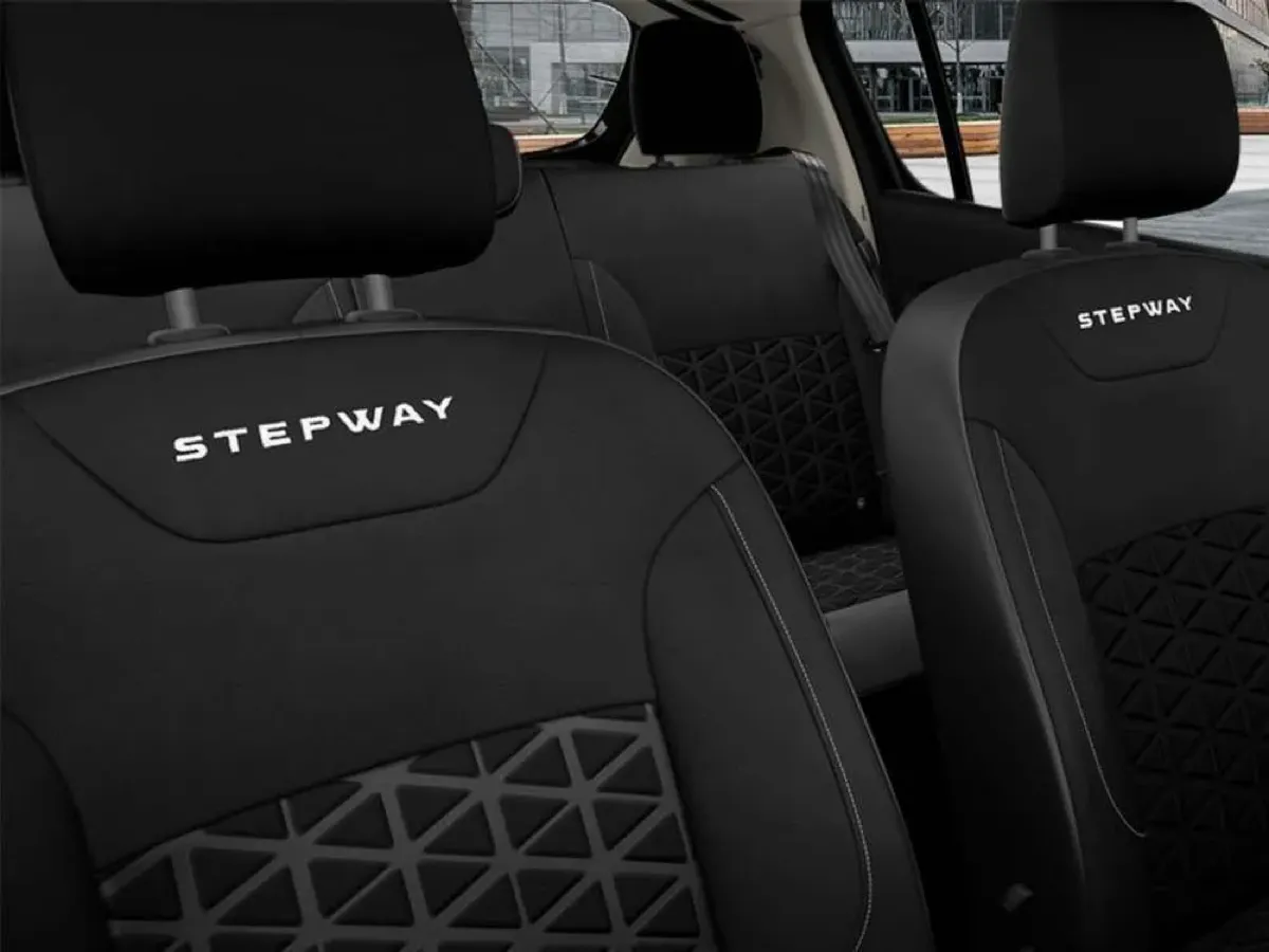 Renault Sandero Stepway — фото 2