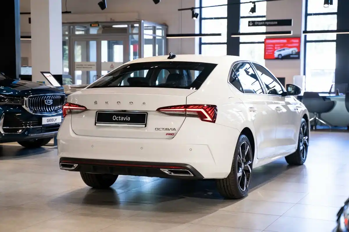 Skoda Octavia IV — фото 4