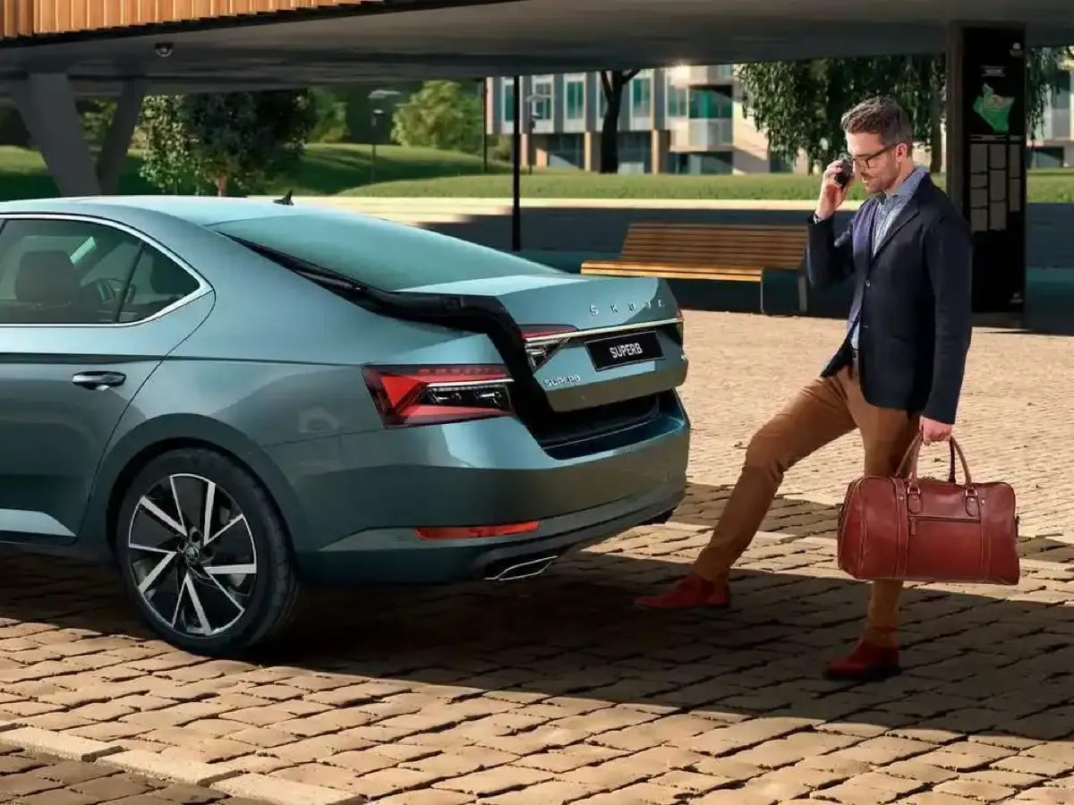 Skoda Superb Combi — фото 5